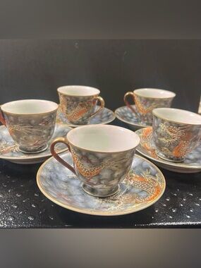 Dragonware Mini Tea Cups and Saucers - 1